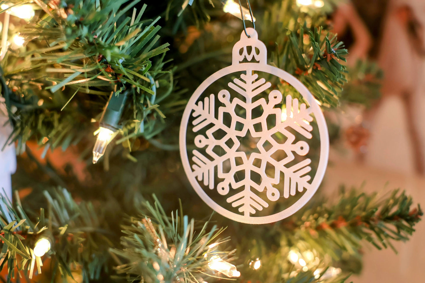 9 pk - Round Snowflake Christmas Ornaments